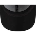 schwarze-gebogene-verstellbare-damenkappe-9forty-metallic-logo-der-new-york-yankees-mlb-von-new-era