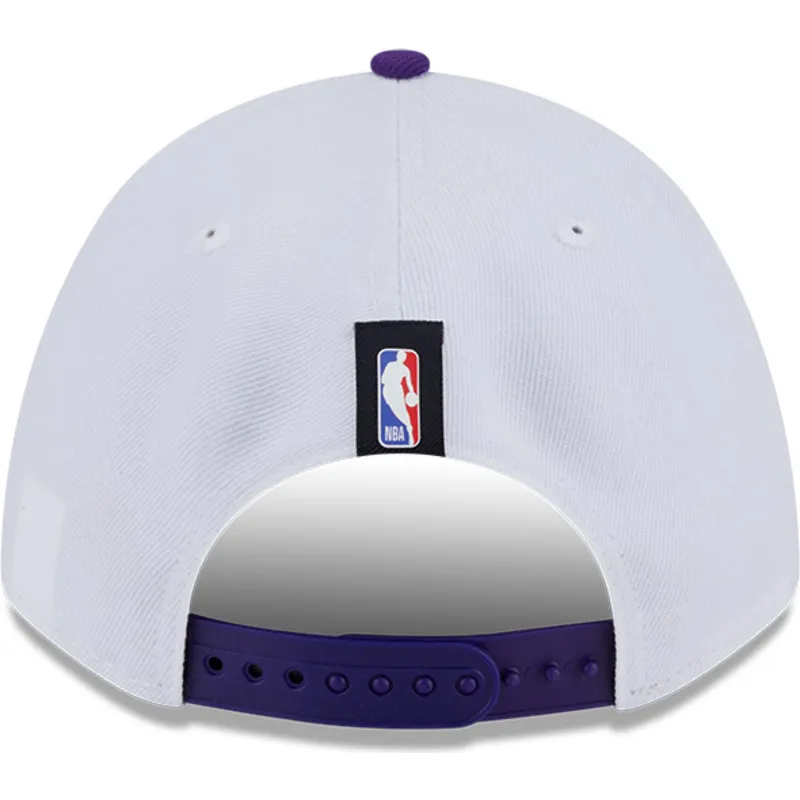 shapka-izvita-violetka-snapbek-9forty-m-crown-draft-2025-na-los-angeles-lakers-nba-ot-new-era