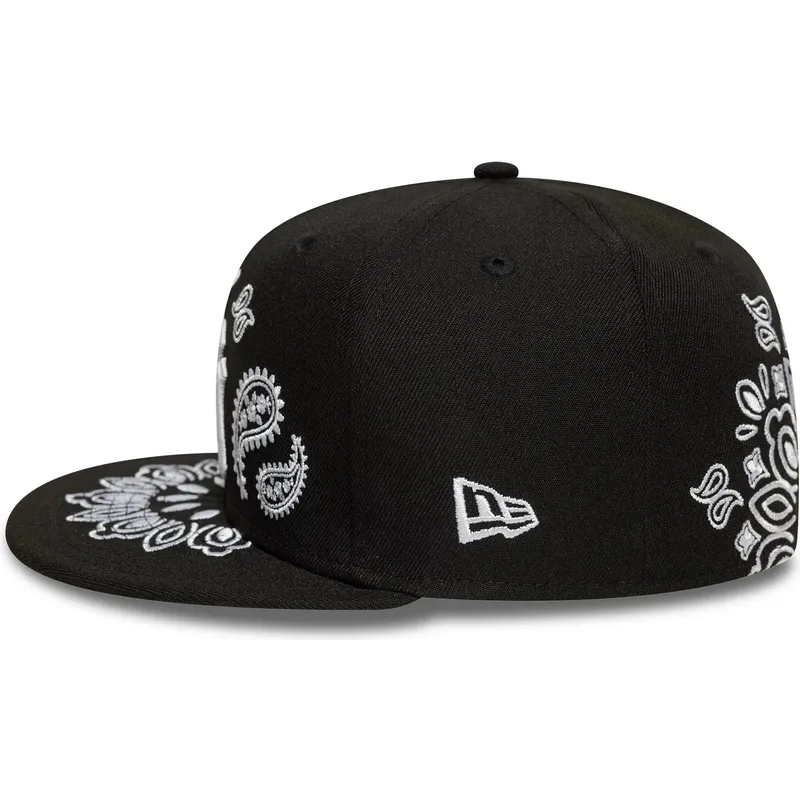 shapka-ploska-cherna-prilepnala-59fifty-paisley-na-new-york-yankees-mlb-ot-new-era