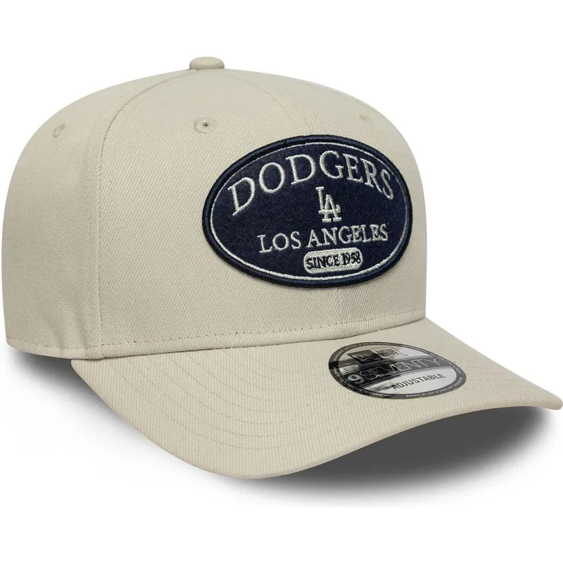 shapka-izvita-bezhov-snapbek-9seventy-stretch-snap-patch-na-los-angeles-dodgers-mlb-ot-new-era