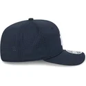 dunkelblaue-gebogene-snapback-kappe-9seventy-stretch-snap-perf-der-new-york-yankees-mlb-von-new-era