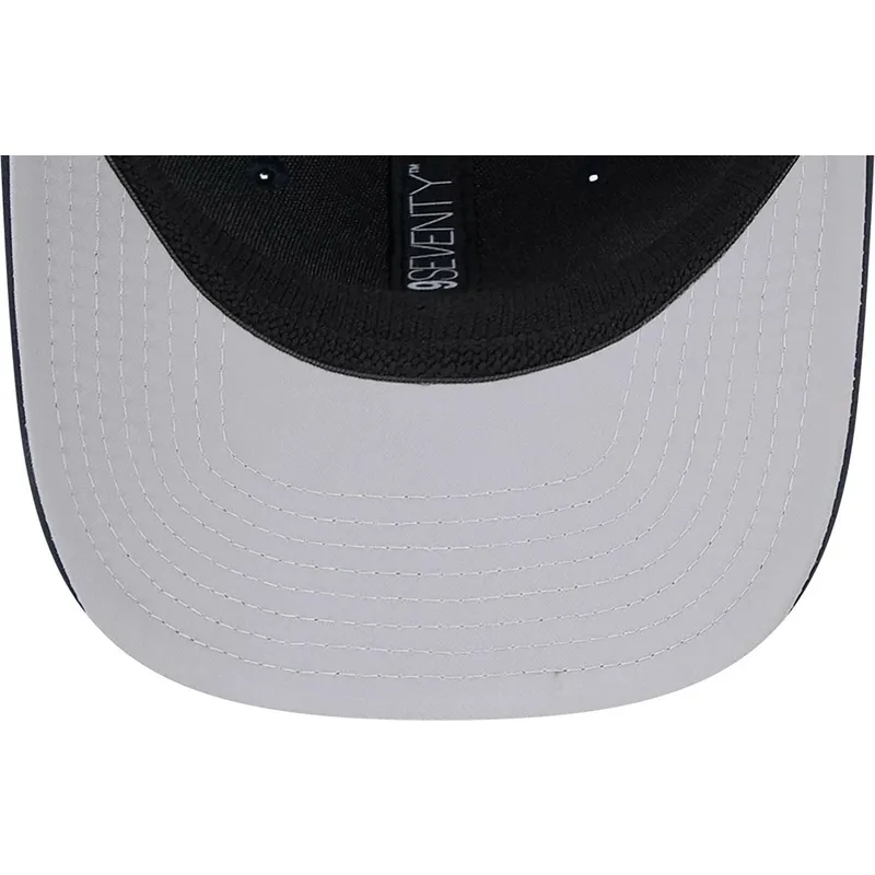 shapka-izvita-tmnosin-snapbek-9seventy-stretch-snap-perf-na-new-york-yankees-mlb-ot-new-era shapka-izvita-tmnosin-snapbek-9seventy-stretch-snap-perf-na-new-york-yankees-mlb-ot-new-era