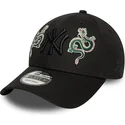 schwarze-verstellbare-kappe-mit-gebogenem-schirm-und-schwarzem-logo-9forty-icon-dragon-der-new-york-yankees-mlb-von-new-era