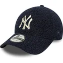 shapka-izvita-tmnosin-reguliruem-9forty-borg-na-new-york-yankees-mlb-ot-new-era