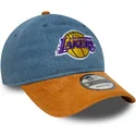 bla-og-brun-justerbar-buet-kasket-9twenty-denim-midi-fra-los-angeles-lakers-nba-fra-new-era