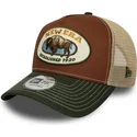 casquette-trucker-marron-et-verte-a-frame-animal-patch-buffle-new-era
