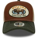new-era-a-frame-animal-patch-buffalo-braune-und-grune-trucker-kappe