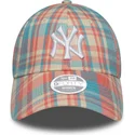 shapka-izvita-roza-reguliruem-9forty-check-na-new-york-yankees-mlb-ot-new-era