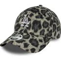 schwarze-verstellbare-curved-cap-fur-damen-9forty-cosy-animal-der-los-angeles-dodgers-mlb-von-new-era