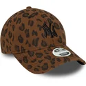 damen-verstellbare-curved-cap-leopard-9forty-leopard-cord-new-york-yankees-mlb-von-new-era