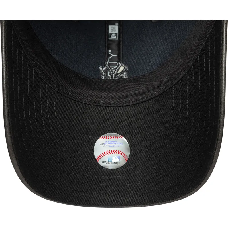 shapka-izvita-cherna-reguliruem-9twenty-tonal-na-new-york-yankees-mlb-ot-new-era