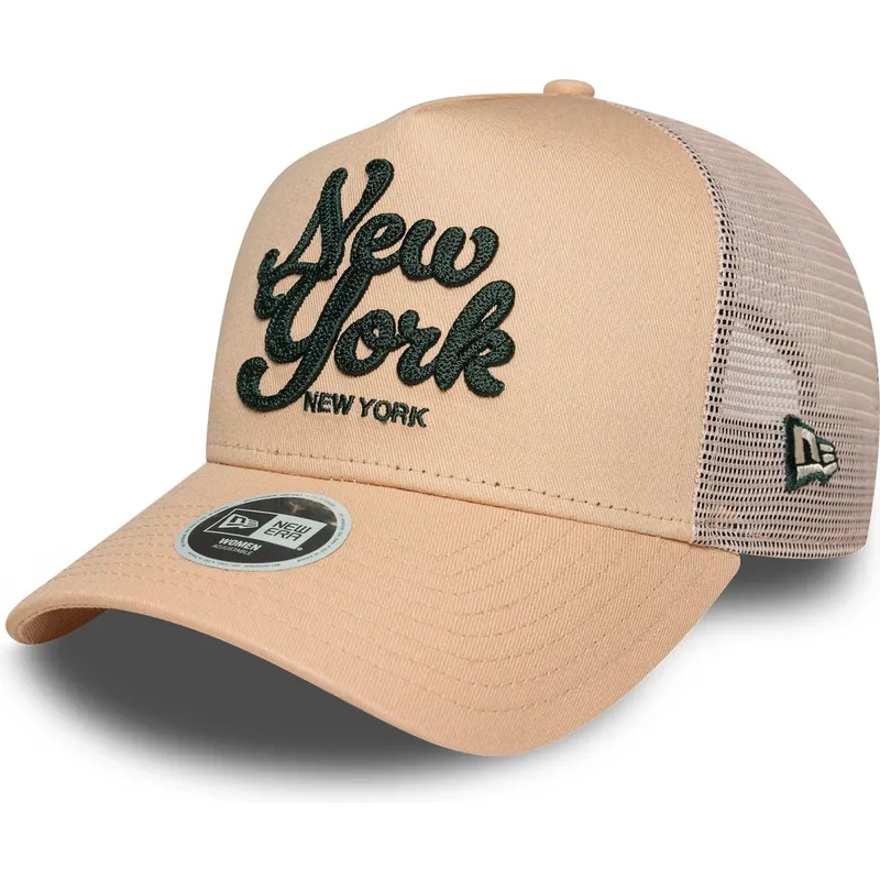 lyserod-trucker-kasket-til-kvinder-a-frame-city-new-york-fra-new-era