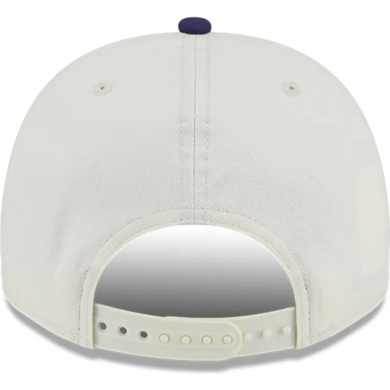 shapka-izvita-bezhov-snapbek-9fifty-a-frame-chainstitch-na-toronto-maple-leafs-nhl-ot-new-era