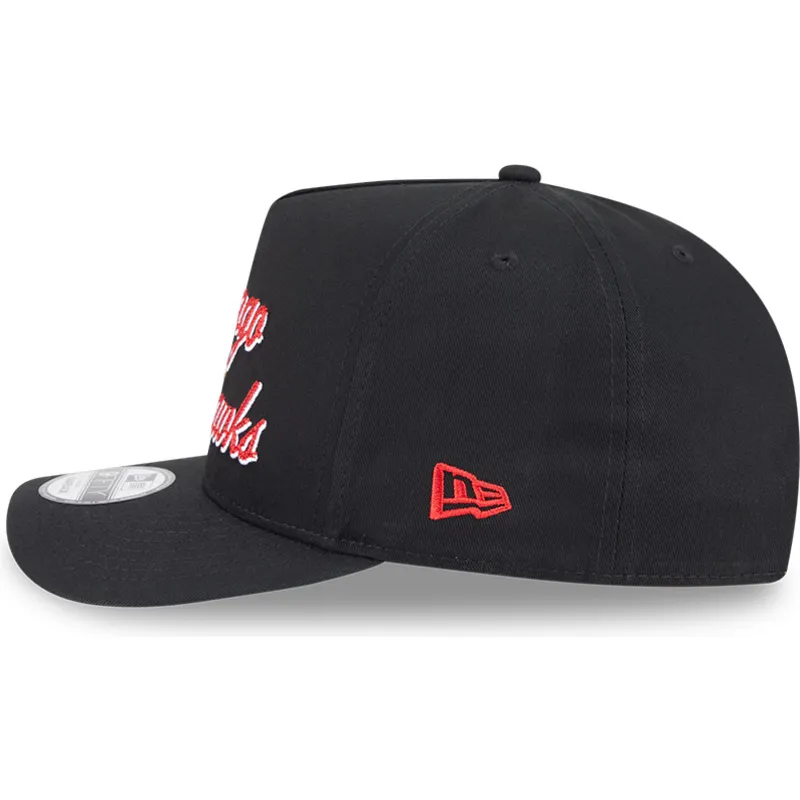 shapka-izvita-cherna-snapbek-9fifty-a-frame-chainstitch-na-chicago-blackhawks-nhl-ot-new-era shapka-izvita-cherna-snapbek-9fifty-a-frame-chainstitch-na-chicago-blackhawks-nhl-ot-new-era
