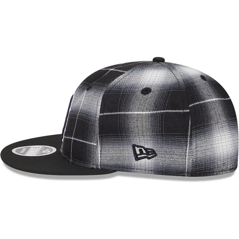 shapka-ploska-cherna-snapbek-9fifty-retro-crown-plaid-na-boston-red-sox-mlb-ot-new-era
