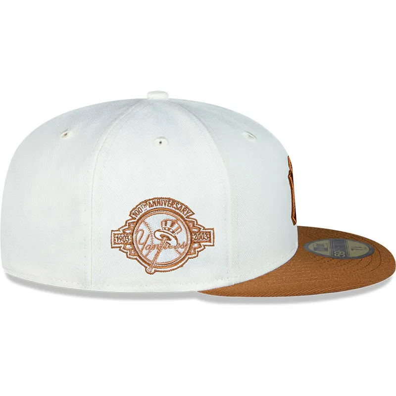 shapka-ploska-kafyav-prilepnala-59fifty-chrome-toast-side-patch-na-new-york-yankees-mlb-ot-new-era