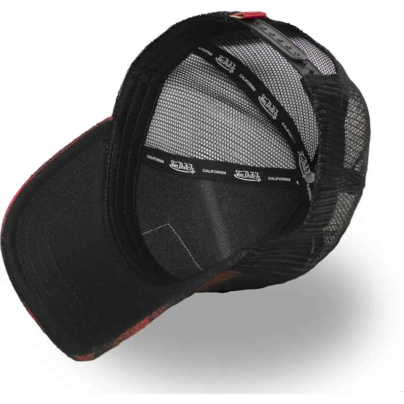 shapka-izvita-traker-chervena-snapbek-car05-ot-von-dutch