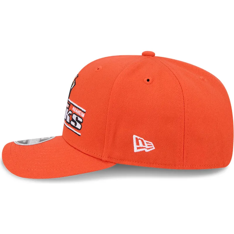 new-era-izvita-periferiya-9seventy-stretch-snap-stated-anaheim-ducks-nhl-oranzheva-shapka-s-kapache