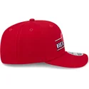 9seventy-stretch-snap-stated-snapback-kappe-mit-gebogenem-schirm-in-rot-der-detroit-red-wings-nhl-von-new-era