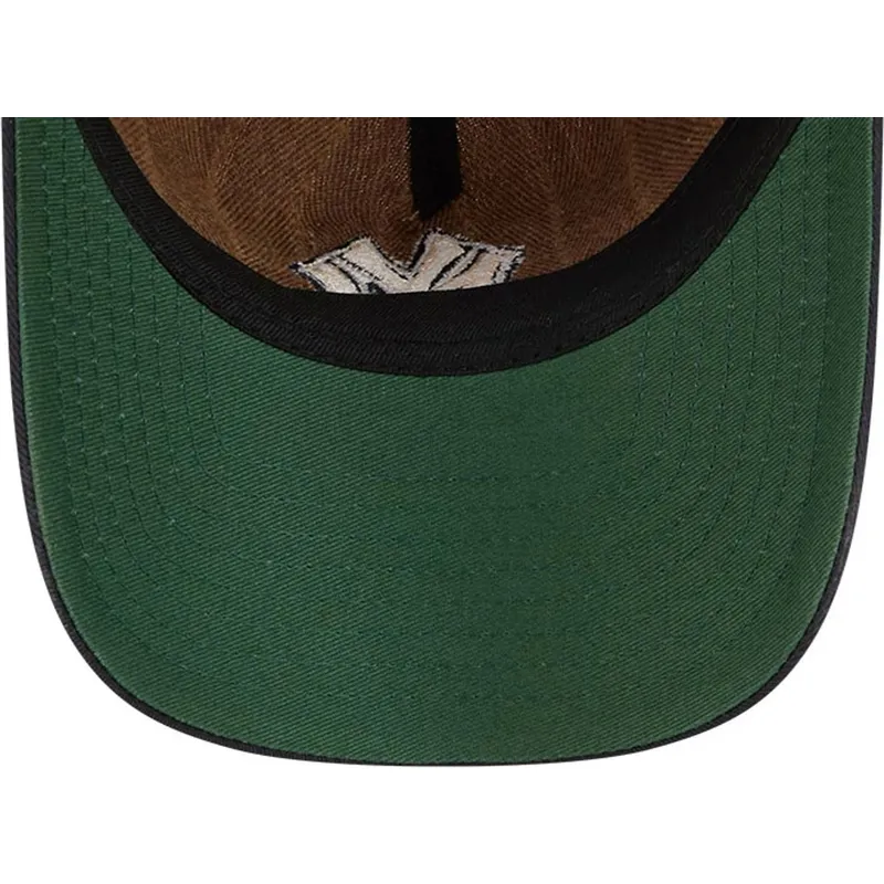 new-era-izvita-kozirka-9twenty-a-frame-vlnena-rajeta-new-york-yankees-mlb-kafyava-i-tmnosinya-reguliruema-shapka new-era-izvita-kozirka-9twenty-a-frame-vlnena-rajeta-new-york-yankees-mlb-kafyava-i-tmnosinya-reguliruema-shapka