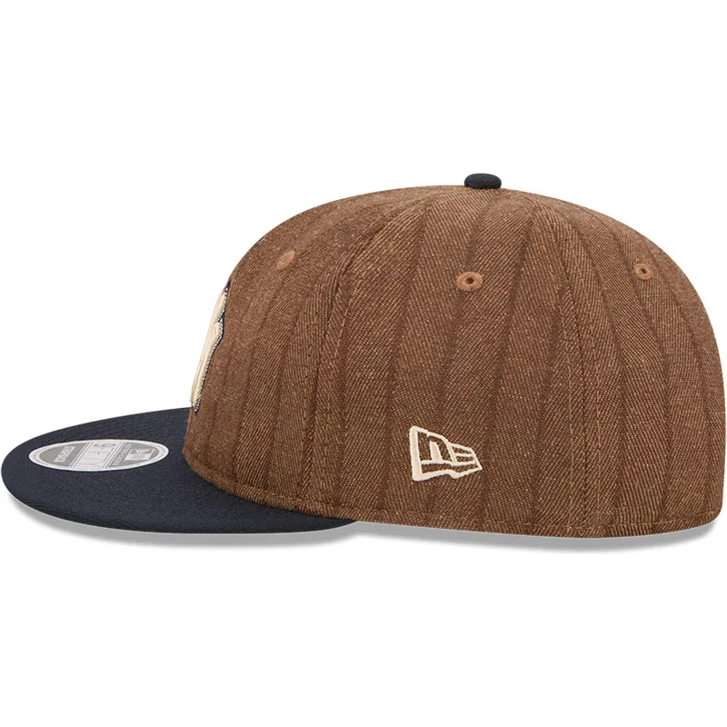 brun-og-marinebla-justerbar-flad-kasket-9fifty-retro-crown-wool-pinstripe-fra-new-york-yankees-mlb-fra-new-era