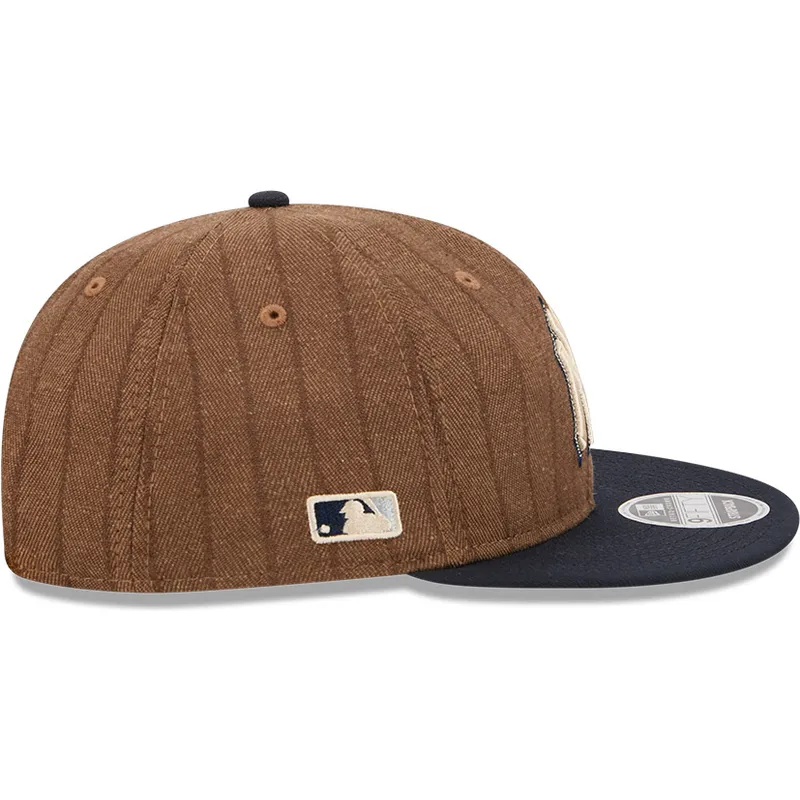 shapka-ploska-kafyav-reguliruem-9fifty-retro-crown-wool-pinstripe-na-new-york-yankees-mlb-ot-new-era