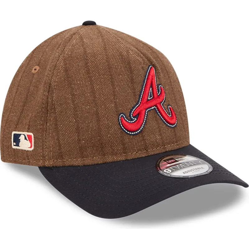 brun-og-marinebla-justerbar-kurvet-kasket-9twenty-a-frame-wool-pinstripe-fra-atlanta-braves-mlb-fra-new-era
