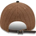 shapka-izvita-kafyav-reguliruema-9twenty-a-frame-wool-pinstripe-na-atlanta-braves-mlb-ot-new-era