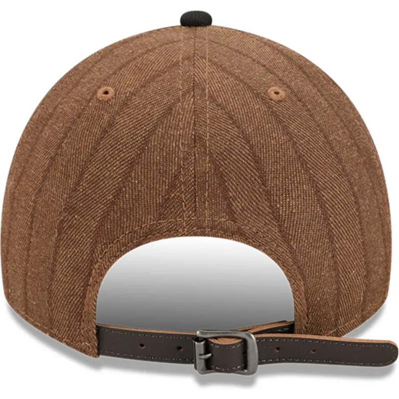 shapka-izvita-kafyav-reguliruema-9twenty-a-frame-wool-pinstripe-na-atlanta-braves-mlb-ot-new-era