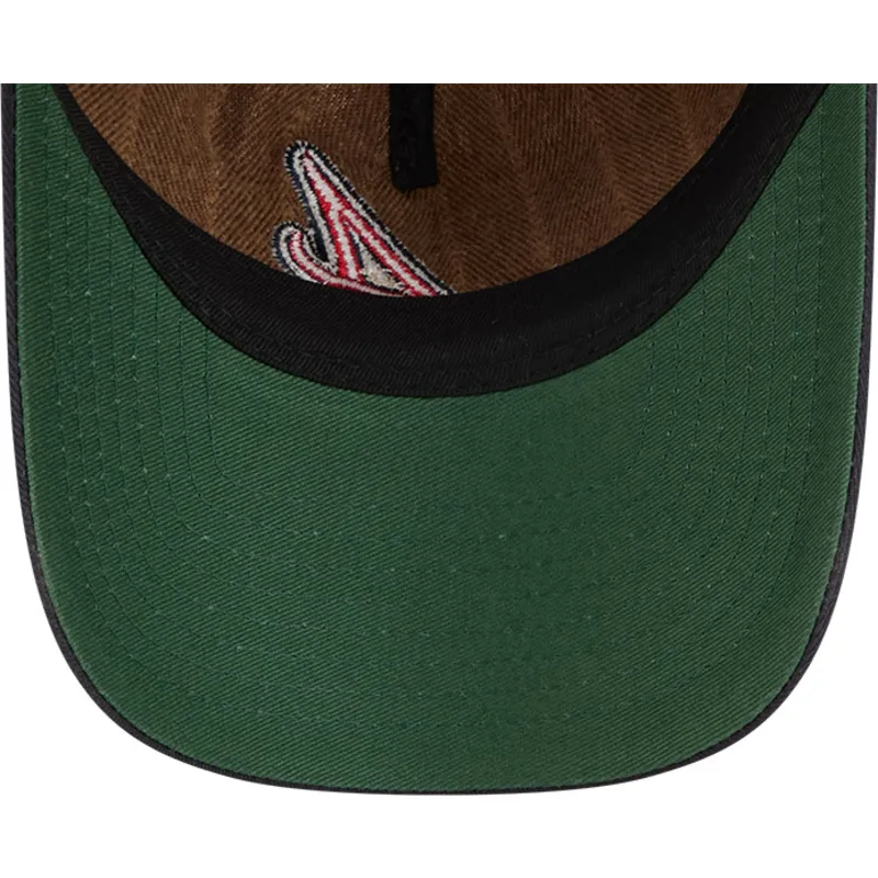 shapka-izvita-kafyav-reguliruema-9twenty-a-frame-wool-pinstripe-na-atlanta-braves-mlb-ot-new-era
