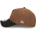 new-era-izvita-kozirka-9twenty-a-frame-vlnena-rajeta-chicago-white-sox-mlb-kafyava-i-cherna-reguliruema-shapka