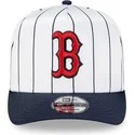 shapka-izvita-byala-snapbek-9fifty-a-frame-satin-pinstripe-na-boston-red-sox-mlb-ot-new-era