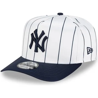 New Era New York Yankees MLB 9FIFTY A Frame Satin Pinstripe Snapback Weiß und Marineblau Kappe
