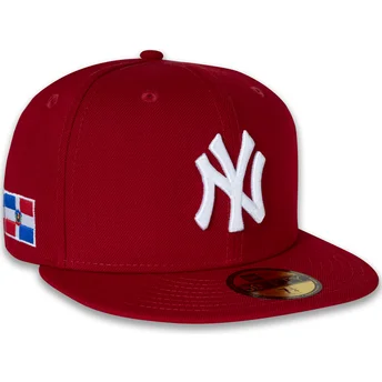Gorra plana roja ajustada 59FIFTY Side Dominican Republic de New York Yankees MLB de New Era