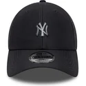shapka-izvita-tmnosin-reguliruem-9forty-pin-na-new-york-yankees-mlb-ot-new-era