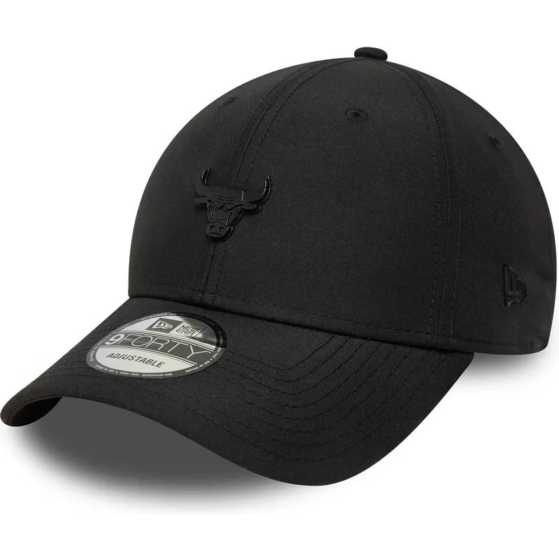 new-era-izvita-kozirka-9forty-pin-chicago-bulls-nba-cherna-reguliruema-shapka