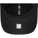 new-era-izvita-kozirka-9forty-pin-chicago-bulls-nba-cherna-reguliruema-shapka