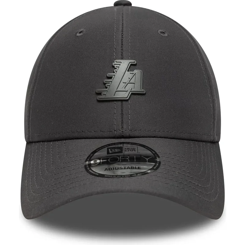shapka-izvita-siv-reguliruem-9forty-pin-na-los-angeles-lakers-nba-ot-new-era shapka-izvita-siv-reguliruem-9forty-pin-na-los-angeles-lakers-nba-ot-new-era
