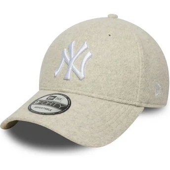 Шапка извита бежов снапбек 9FORTY Melton Wool на New York Yankees MLB от New Era