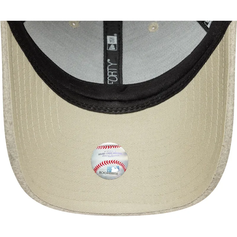 buet-beige-snapback-kasket-9forty-melton-wool-fra-new-york-yankees-mlb-fra-new-era