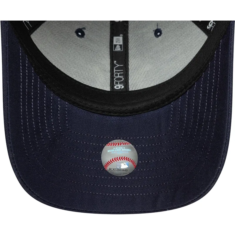 justerbar-marinebla-9forty-visor-script-new-york-yankees-mlb-kasket-fra-new-era
