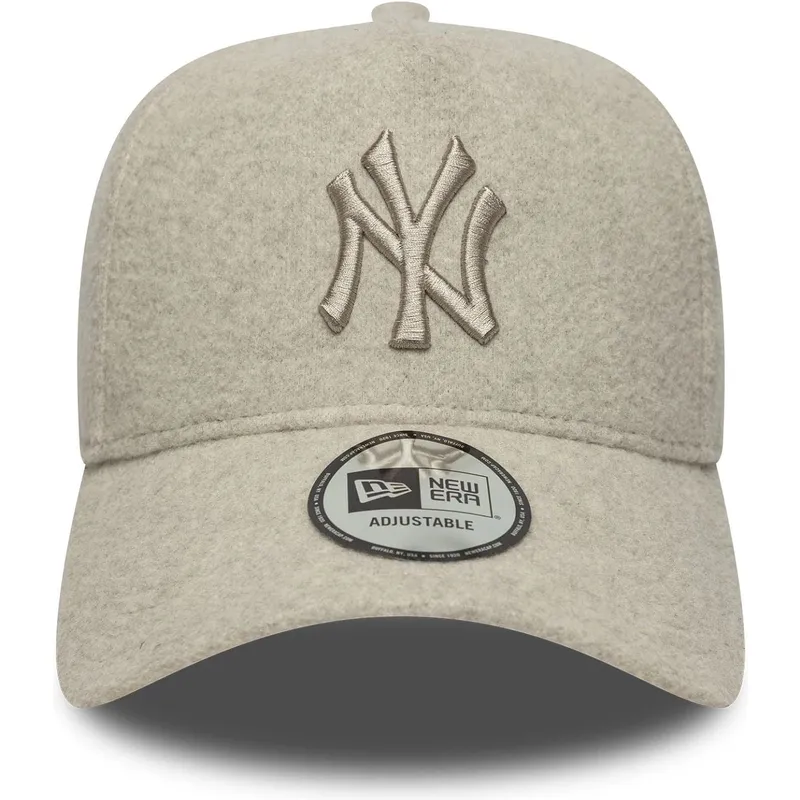 beige-buet-snapback-kasket-med-beige-logo-9forty-e-frame-melton-fra-new-york-yankees-mlb-fra-new-era