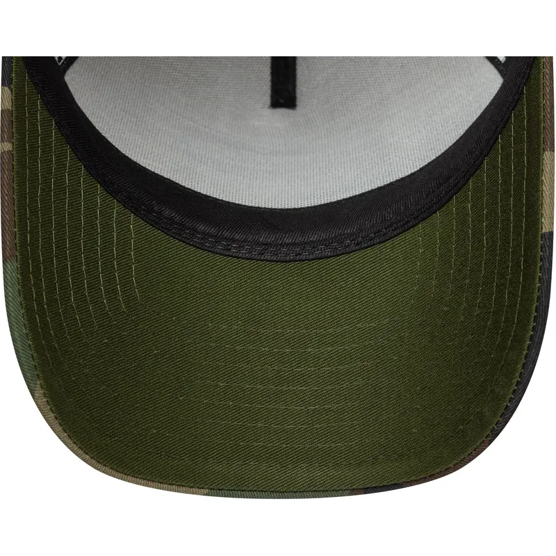 shapka-izvita-kamuflazh-snapbek-9forty-e-frame-camo-patch-ot-new-era