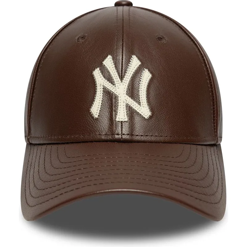 braune-verstellbare-curved-cap-9forty-m-crown-img-leather-der-new-york-yankees-mlb-von-new-era