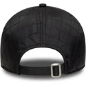 gorra-curva-negra-ajustable-con-logo-beige-9twenty-quilted-de-new-york-yankees-mlb-de-new-era