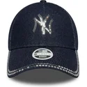 new-era-new-york-yankees-mlb-9forty-sequin-denim-justerbar-marinebla-buet-kasket-til-kvinder