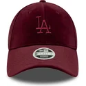 verstellbare-damenkappe-9forty-velour-in-bordeauxrot-von-los-angeles-dodgers-mlb-von-new-era