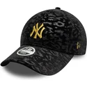 shapka-izvita-cherna-reguliruem-9forty-leo-velour-metallic-na-new-york-yankees-mlb-ot-new-era