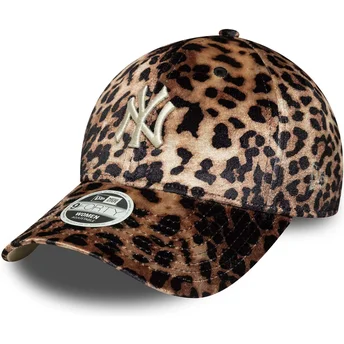 Шапка извита леопард регулируем 9FORTY Leo Velour на New York Yankees MLB от New Era