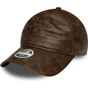 shapka-izvita-kafyav-reguliruem-9twenty-worn-pu-na-new-york-yankees-mlb-ot-new-era
